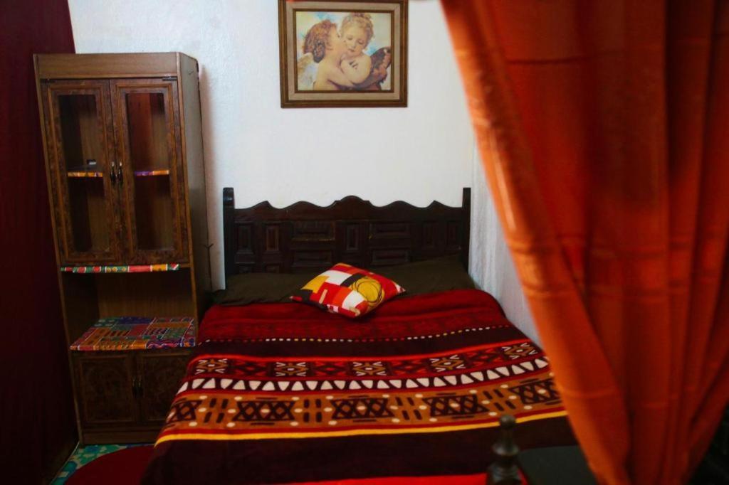 Casa Lothuz Spacio Cultural Y Disidente Сан-Кристобаль-де-Ла-Касас Экстерьер фото